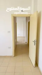  8 شقه للبيع  سكن كريم في مادبا