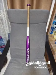  11 مضارب بيسبول أمريكية مستعملة  منوعة منها المعدني ومنها الخشبي بأسعار مناسبة