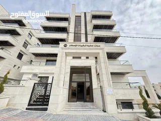 25 شقة طابق ارضي للبيع مساحة 240م باجمل مناطق خلدا (مشروع 113)