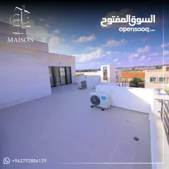  4 فيلا للبيع في طريق المطار  بتشطيبات فندقية قرب جامعة الشرق الأوسط