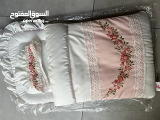  2 سرير محمول للرضع مظف جدا راقي روسي 15 ريال Baby pouch