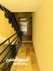  6 شقه مفروشه  داخل  كومباوند