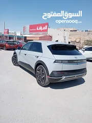  5 هيونداي ايونيك 5 موديل 2024 عداد 2000 miفقط شبه اصفار. وارد أمريكي استخدام شخصي