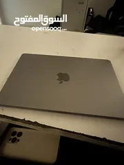  2 MacBook Air m2 ship