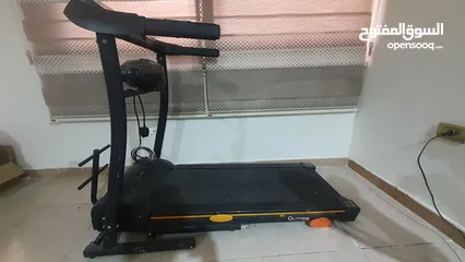  4 جهاز مشي (Treadmill) ماركة " olympia "للبيع بداعي السفر