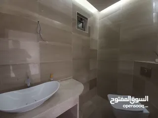  7 شقة غير مفروشة للإيجار 320م2 ( Property 17823 )-175089661