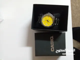  11 ساعات للبيع ماركات واسعار مختلفه