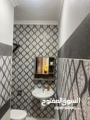  13 شقه فارغة للإيجار سوبر ديلوكس في حي الصحابه 170