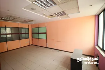  16 مكتب مميز مساحة 300 متر مربع للايجار بسعر مناسب