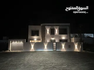  10 منزل للبيع ولاية سمائل المدرة خلف بنك مسقط  من طابقين (سعر منافس في منطقة راقية)
