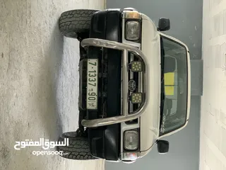  3 تويوتا هايلوكس 2001