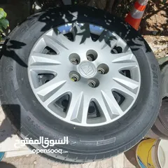  4 جنط هوندا سيفيك موديل 2008مع طاسات