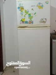  2 تلاجه بيكو 24قدم بحال الوكاله مع شاشه 43 بوصه  شاشه.   تلاجه بيكو 24قدم بحال الوكاله مع البارحه أبان