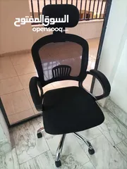  4 كرسي مكتب مميز مع مسند للراس مريح قابل للتعديل ودعم أسفل الظهر وكرسي كمبيوتر شبكي يتحمل اوزان