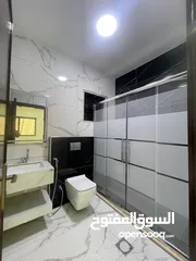  3 شقه ارضيه 175م وحديقه 250م من المالك مباشره تلاع العلي خلدا
