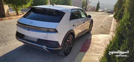  3 هيونداي ايونيك 5 كهرباء موديل 2022 لون ابيض بحال الجديد وكالة مميزة للبيع