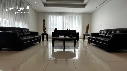 18 شقة للايجار في منطقة الدوار الرابع  ( Property 36480 )-175064222