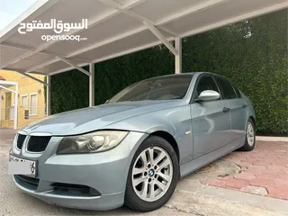  2 BMW 320i model 2007 السياره نظيفه جدا ماشي 170 ألف قابل للزياده 800 دينار