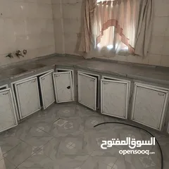  1 عمارة مكونه من ثلاث شقق للايجار الزرقاء