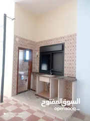  3 مخزن 80م للإيجار في الخليل الحاووز الثاني خلف المهندس سنتر