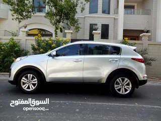  3 2017 Kia Sportage 2.0 L  Silver Full Option Well Maintained Urgent Sale