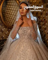  4 شروة بدل زفاف ابيض وملون
