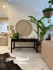  5 شقة طابق اول للايجار في عبدون بمساحة بناء 180م