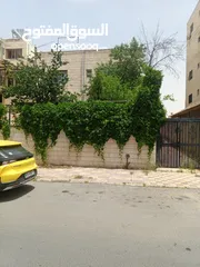 2 عماره للبيع في المدينه الرياضيه منزل منفصل