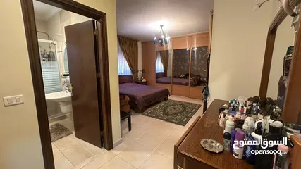  13 عقار مميز في موقع مميز شقة أرضية 245م في أجمل مناطق الرابيه بسعر مميز / ref 9551