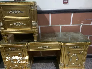  2 طاولة مكتب مع طاولتين للبيع