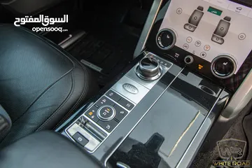  19 Range Rover Vogue Hse 2020 Plug in hybrid Black Edition   السيارة بحالة الوكالة
