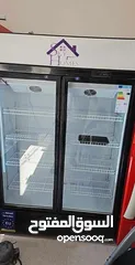  2 ثلاجة شبه جديدة  باب عدد 2 اضاءة ليد بحالة ممتازة  موفرة كهرباء