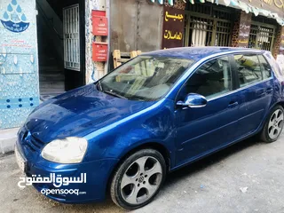  15 جولف 2005 بحاله جيده جدا دهان جديد تنجيد جديد هيئه اماميه جديده كوشوك جديد و ماتور جديد السياره نظفه