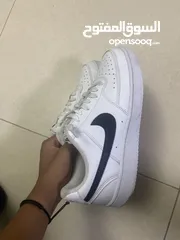  1 شوز نايك مستعمل 2اشهر فقط نظيف اصلي