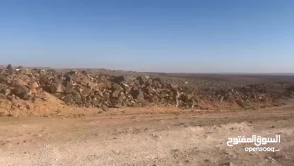  7 قطع اراضي مختلفه