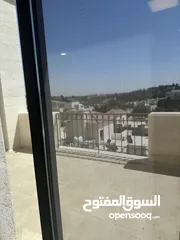  1 فيلا 3 طوابق للإيجار السنوي