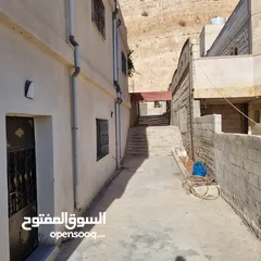  24 بيت مستقل للإيجار