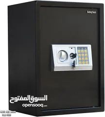  8 قاصات مكاتب نقود افضل خزانات حجم كبير ارتفاع نص متر وزن 20 كيلو ارتفاع 50سم  عرض 38 سم عمق 35 سم .