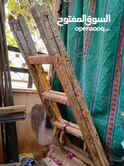  4 سقاله وسلالم وماتور كهرباء وقبان للبيع
