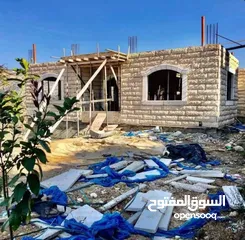  1 بيت مستقل مع قطعة ارض