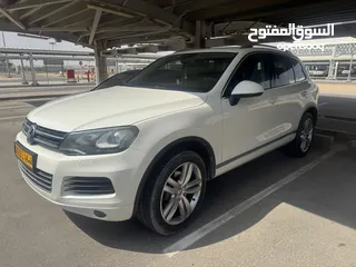  15 Volkswagen Touareg expert driven, 2011 full option, meet and clean