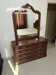  3 غرفة نوم كاملة لون عسلي خشب ثقيل