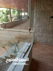  20 للبيع: شقة أرضية مميزة مع حديقة ومدخل خاص 3 غرف نوم 1 ماستر، كراج خاص، طبربور موقع سكني مميز وهادئ..