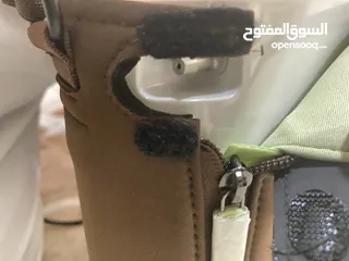  5 للبيع ( شبه الجديد ) جهاز توليد أكسجين محمول 2 لتر من شركة PHILIPS SIMPLYGO MINI