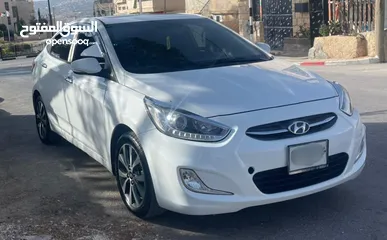  2 هونداي اكسنت 2017 مع فتحة سقف