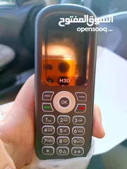  2 هاتف H30 جديد بالكرتونة مع كامل اغراضه