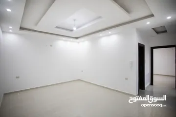  11 شقه مميزه 120م في ابو علندا بتشطيب ملوكي مع هديه مطبخ راكب امكانية التقسيط مع المالك