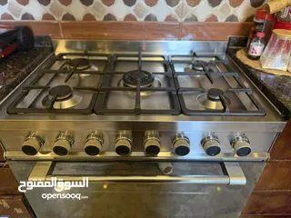  7 فرن غاز طباخ technogas للبيع بحالة ممتازة