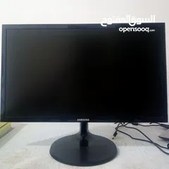  2 Samsung 22 inch LED Monitor S22F350FHM