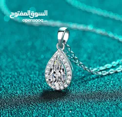  4 اكسسوارات  وهدايا